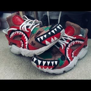 I’ll customize any of your shoes for 50$